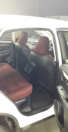 Lexus NX cena 116900 przebieg: 172000, rok produkcji 2016 z Tarnów małe 154